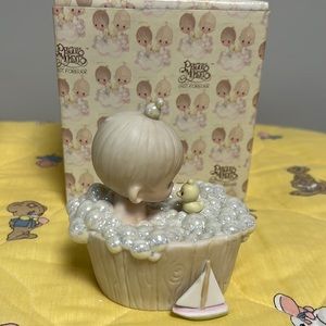 Precious Moments “A Tub Full of Love”